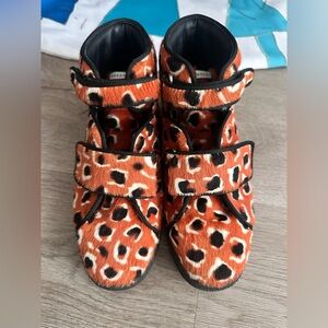 Gucci  boots Pony Hair Rust Color leo/nero size 31